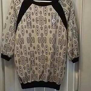 3/4 length sweater. Gray & black unique design.